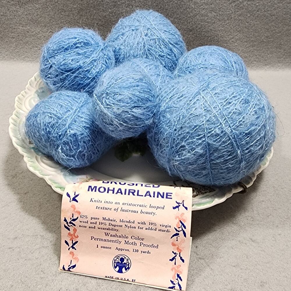 14.3oz Brushed Mohairlaine Wedge Blue #7566 Vintage Bernat Made in USA 1970s